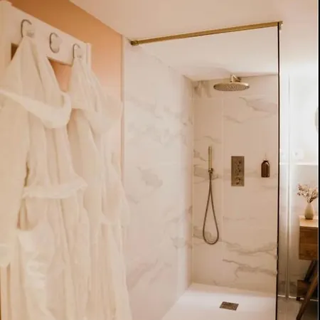 Chambre D'hote Doux Moment Spa Privatif 4*